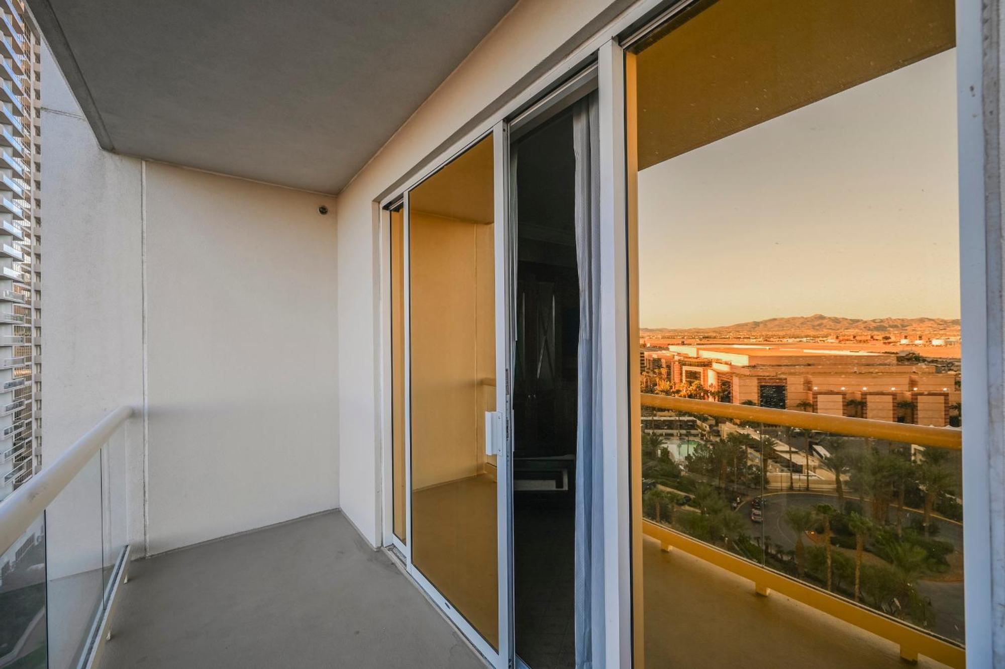 Stripviewsuites At Signature Las Vegas Rum bild